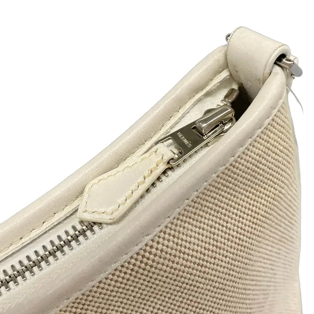 Hermès Berlingot PM Shoulder Bag Cream Beige Toile H Leather